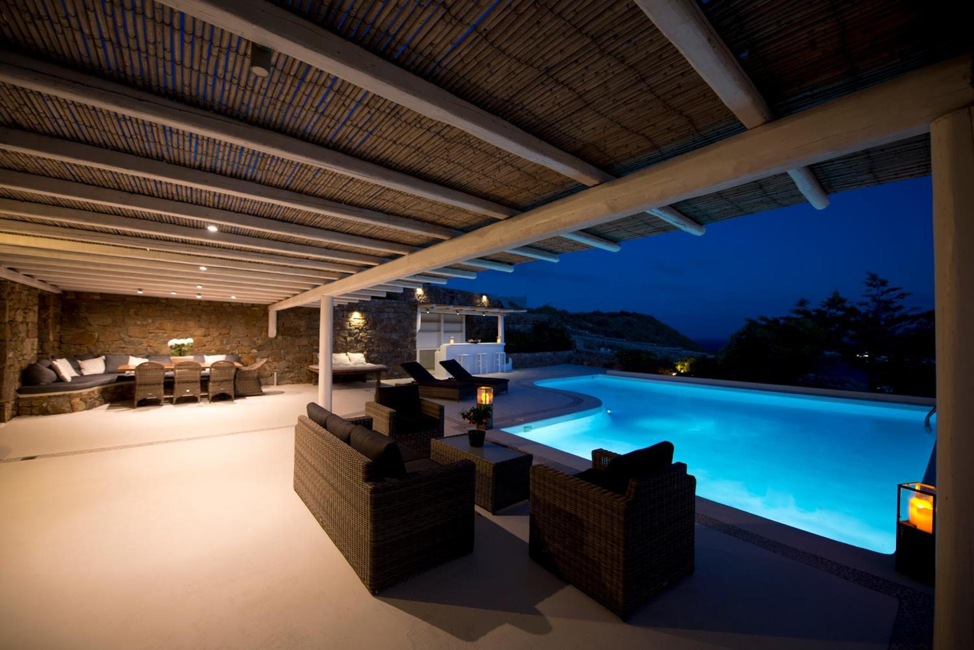 Thalasses